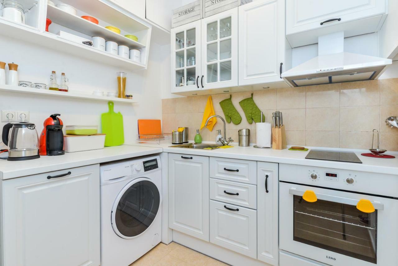 סופיה The Charming Home - One Bedroom Top Central Apartment By Flat Mаnager מראה חיצוני תמונה